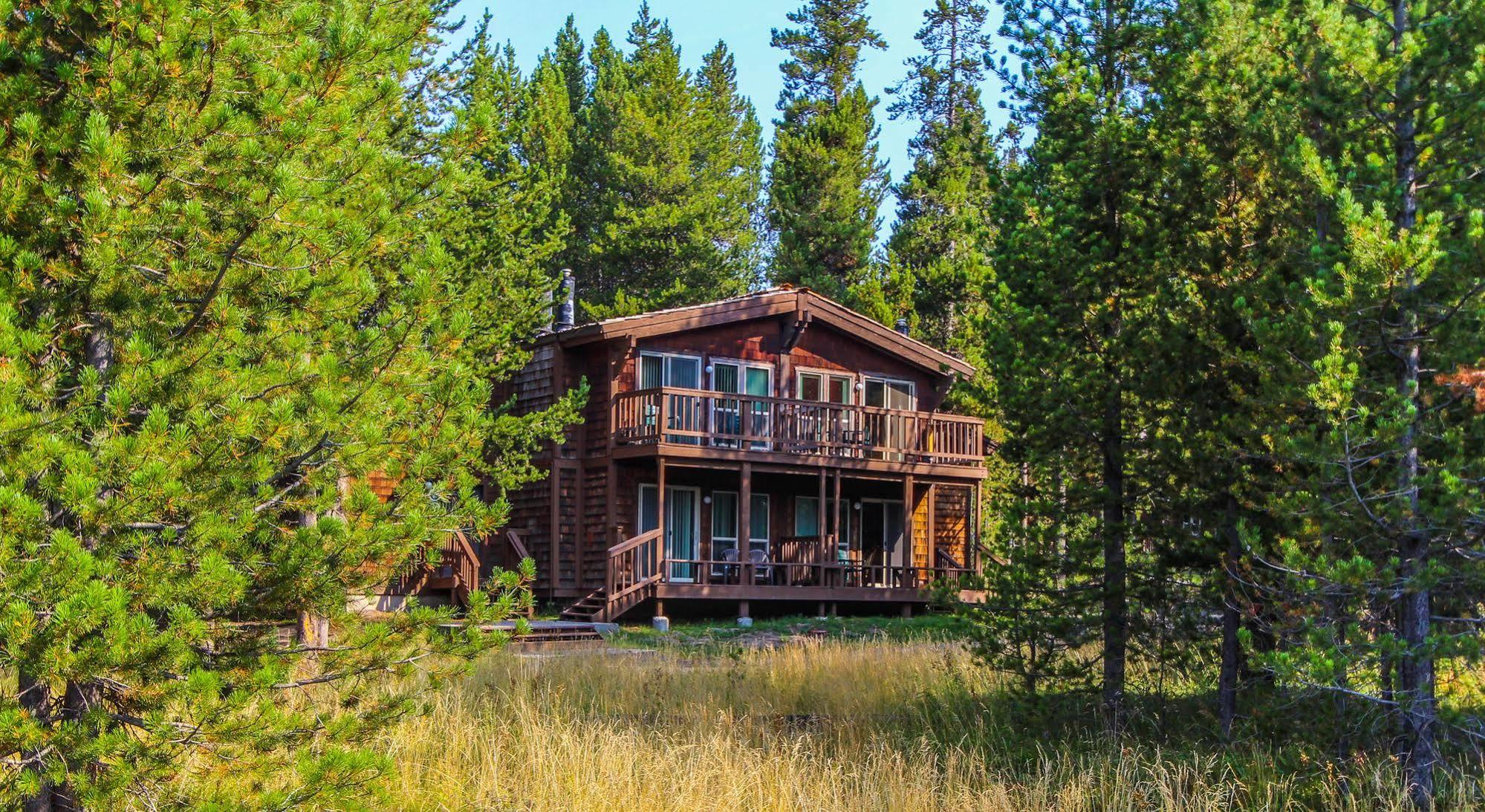 Hotel Timbers At Island Park Exterior foto